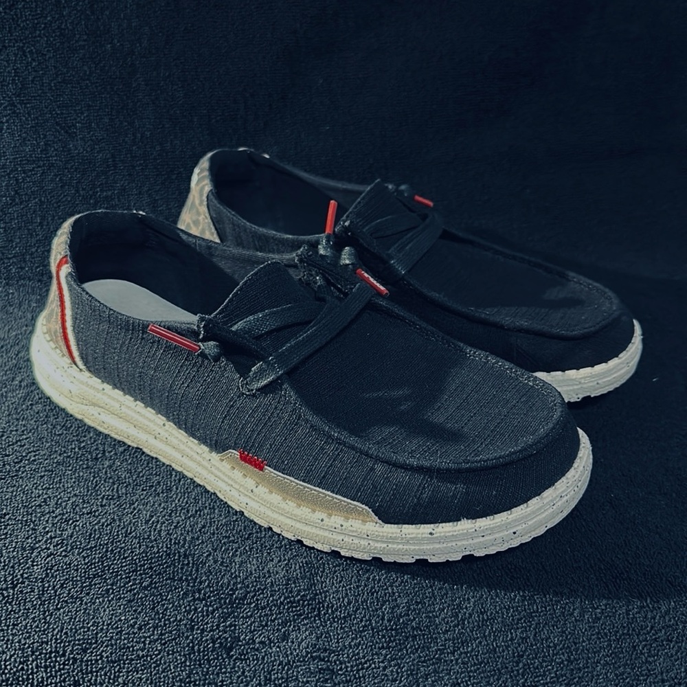 Women’s Hey Dude Wendy Jungle Black Shoes Size 8 Dudes